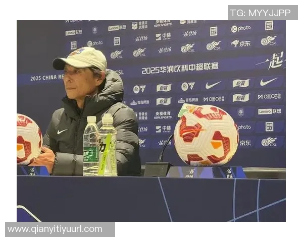 曲刚寄语职业球员坚持信念面临降级压力希望不放弃努力拼搏